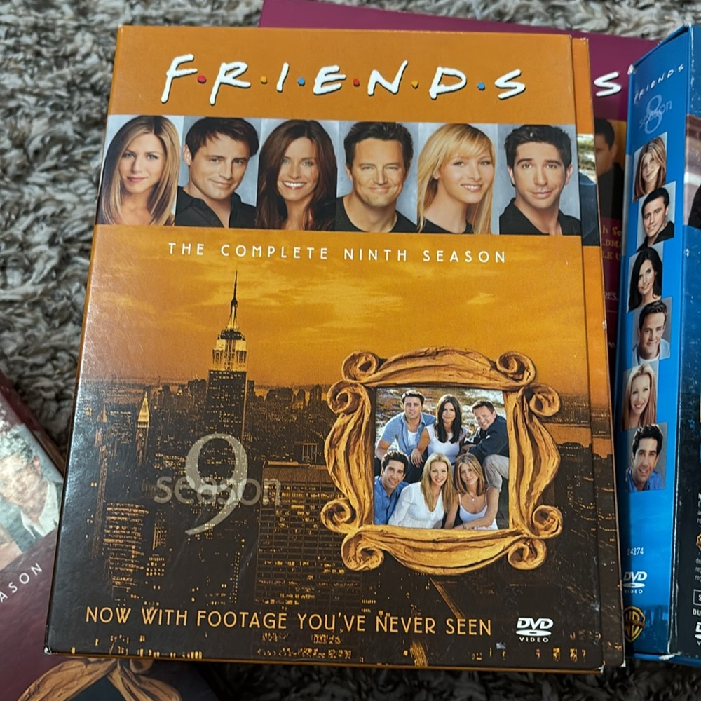 Friends seasons 1-6, 8-10 DVD’s EUC - Picture 15 of 17